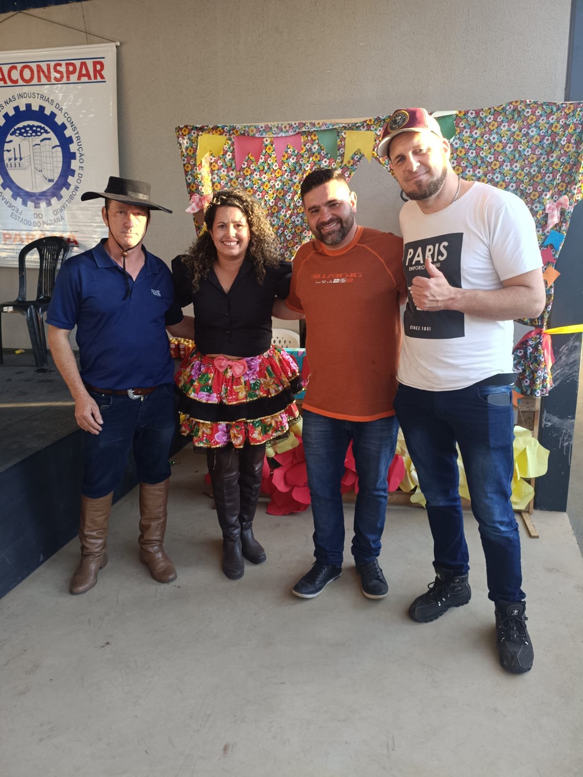 Dança na Festa Julina